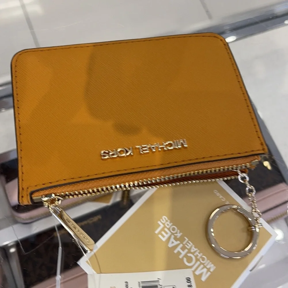 Michael Kors Jet Set Travel Small Leather Top Zip Coin Pouch With ID